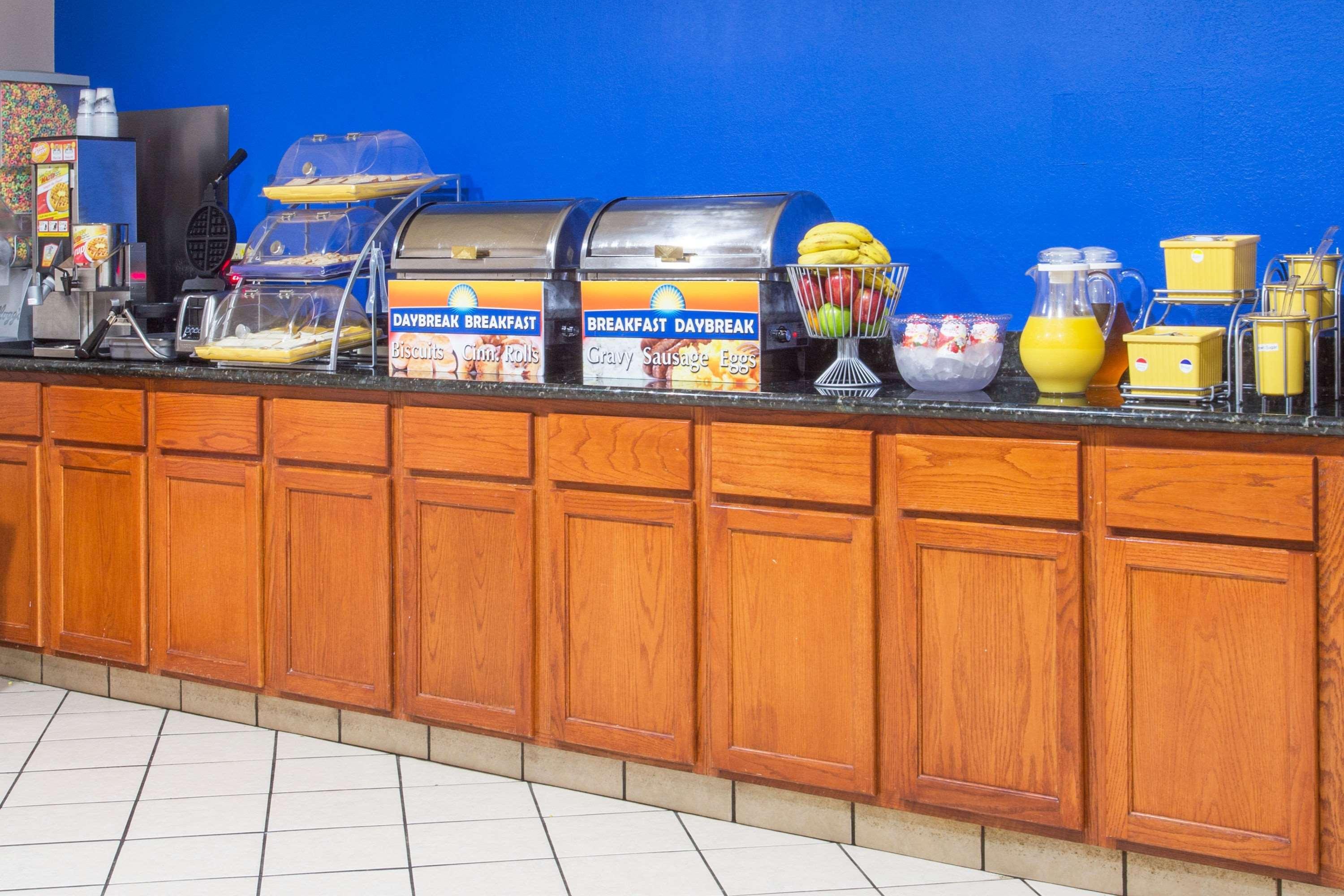 Days Inn & Suites By Wyndham Thibodaux Εξωτερικό φωτογραφία