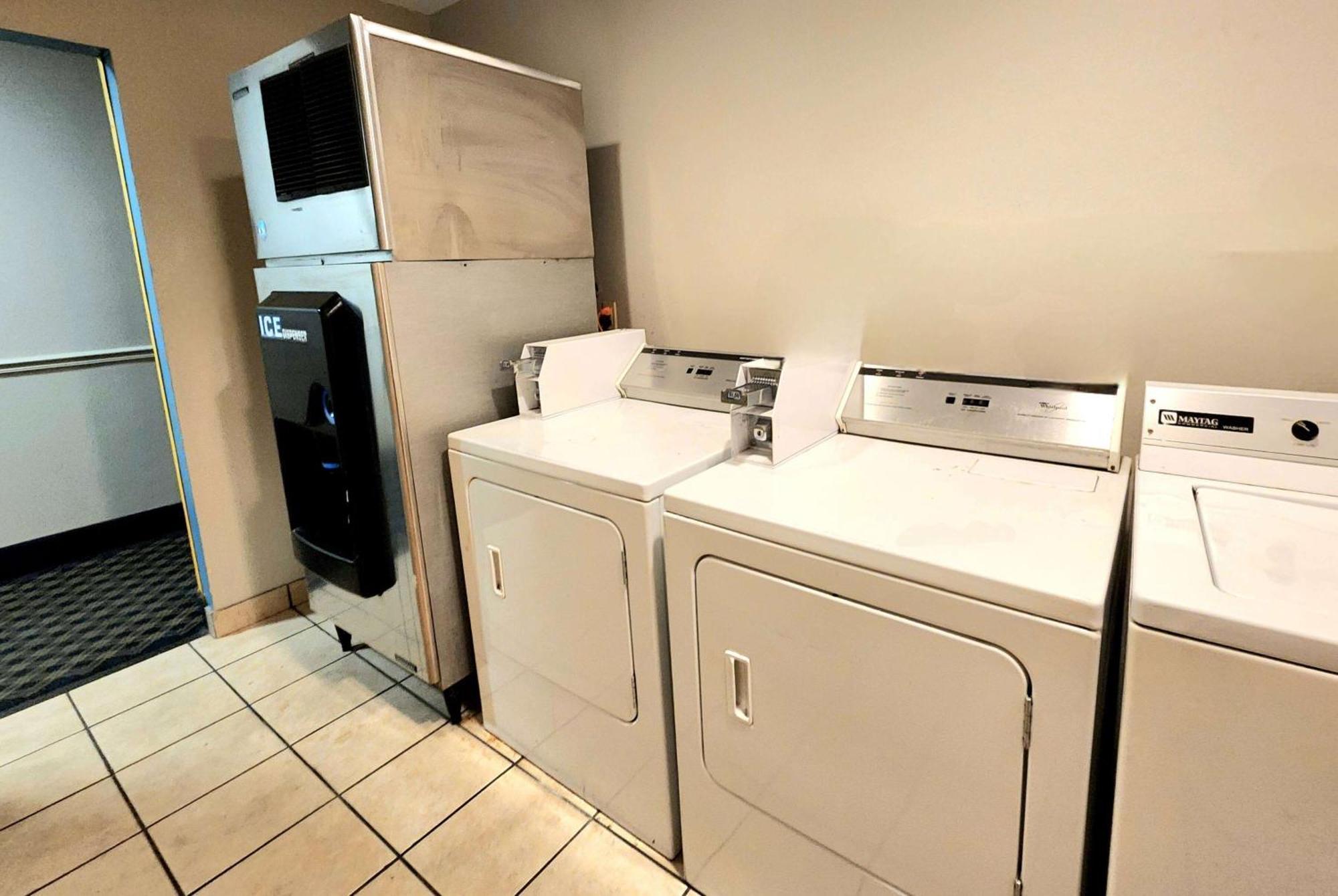 Days Inn & Suites By Wyndham Thibodaux Εξωτερικό φωτογραφία